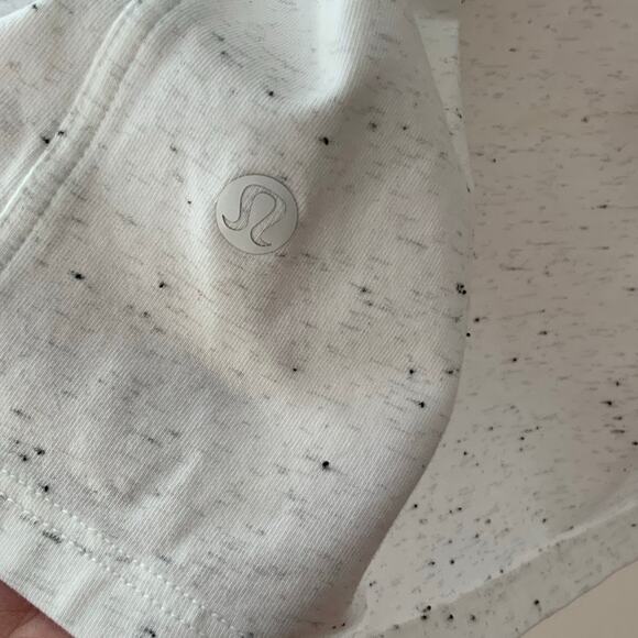 Lululemon Oversized shirt size M/L - Picture 3 of 5